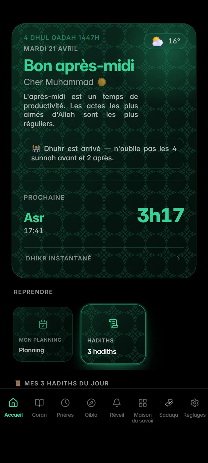 Écran d'accueil avec prochaine prière